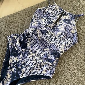 ELLEN TRACY one piece swimsuit